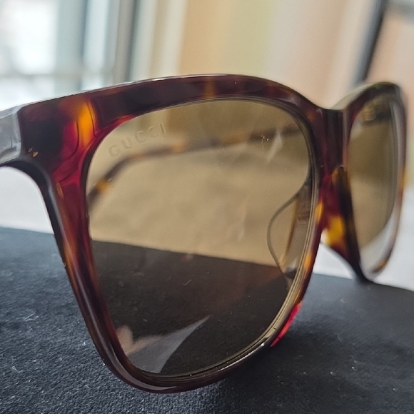 Gucci Havana Brown Sunglasses - Picture 4 of 7